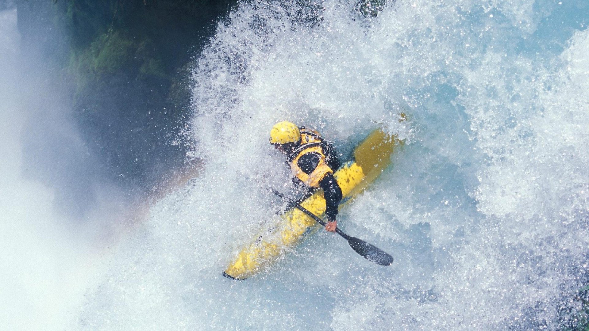“泥浆狂潮：越野赛段的血性拼搏”，泥浆大赛